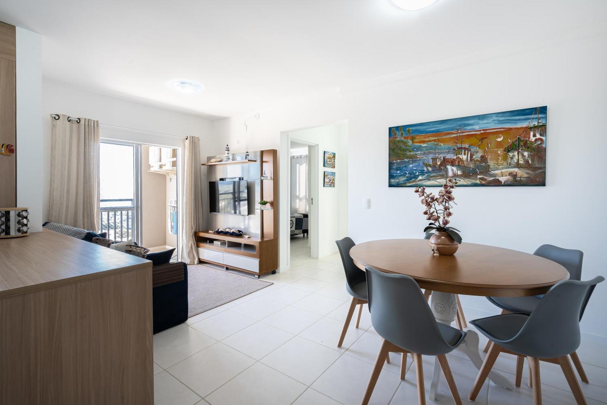 Apartamentos Piçarras: Beachfront Comfort with Pool and 24/7 Security Exterior photo