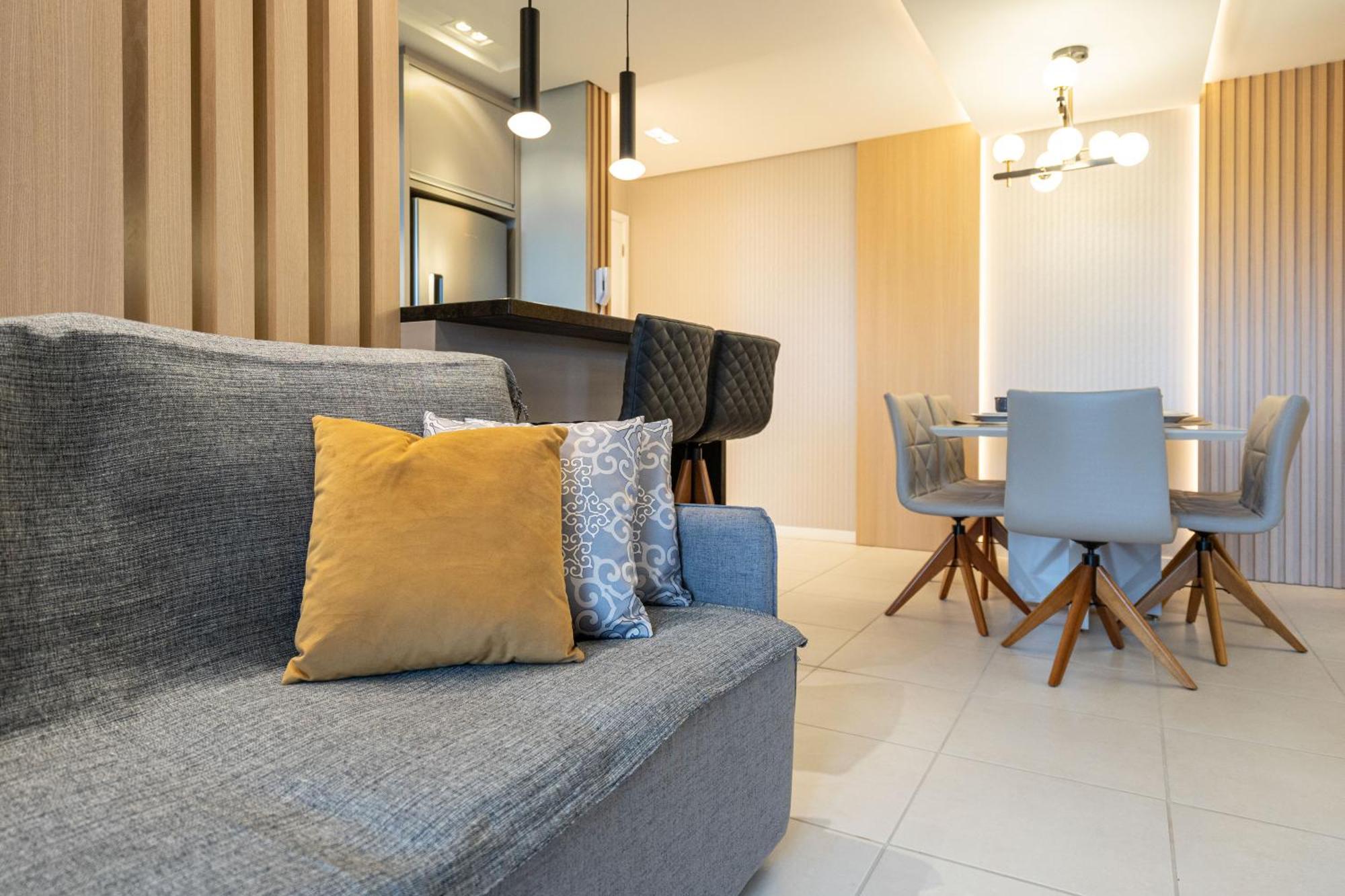 Apartamentos Piçarras: Beachfront Comfort with Pool and 24/7 Security Room photo